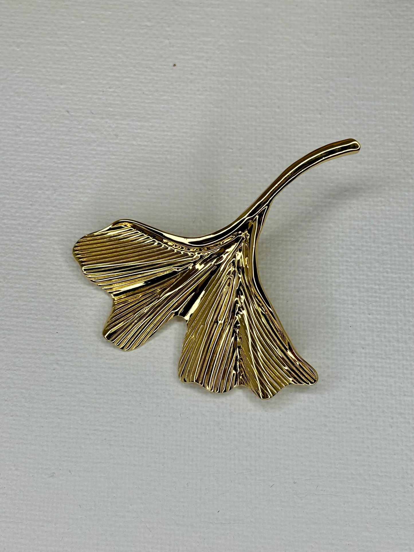 Broche Mia